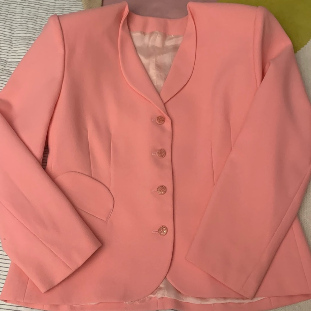 Women’s Skirt Set